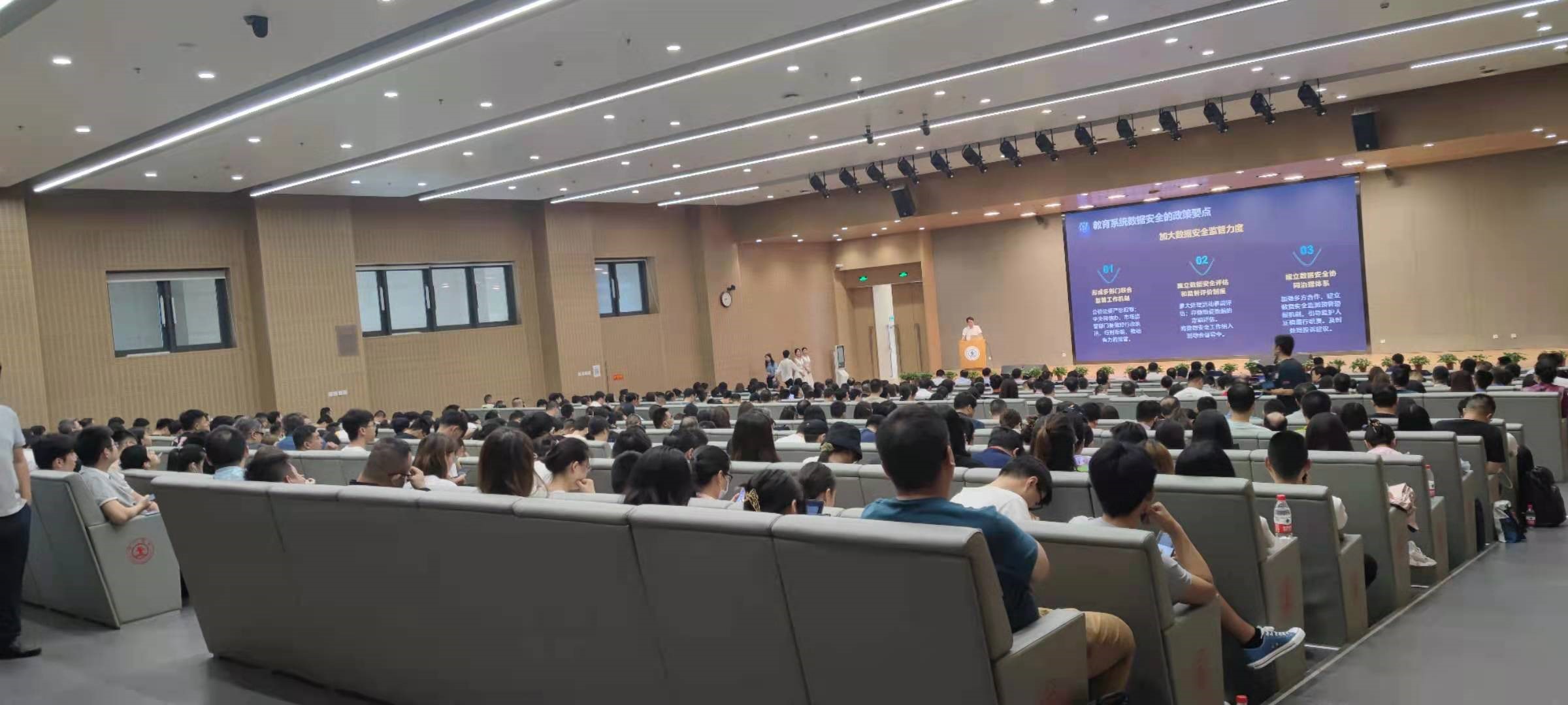 GCGC黄金城集团-官网
